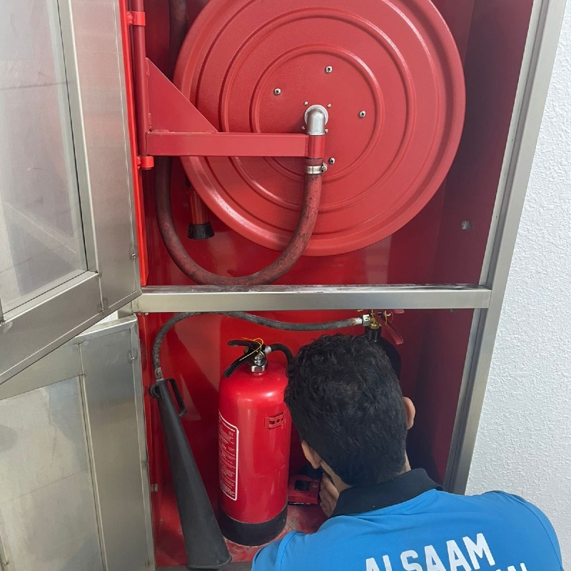 أجهزة وأنظمة مكافحة الحرائق