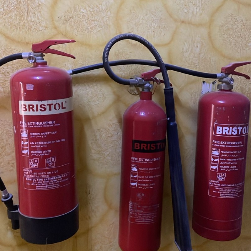 أجهزة وأنظمة مكافحة الحرائق