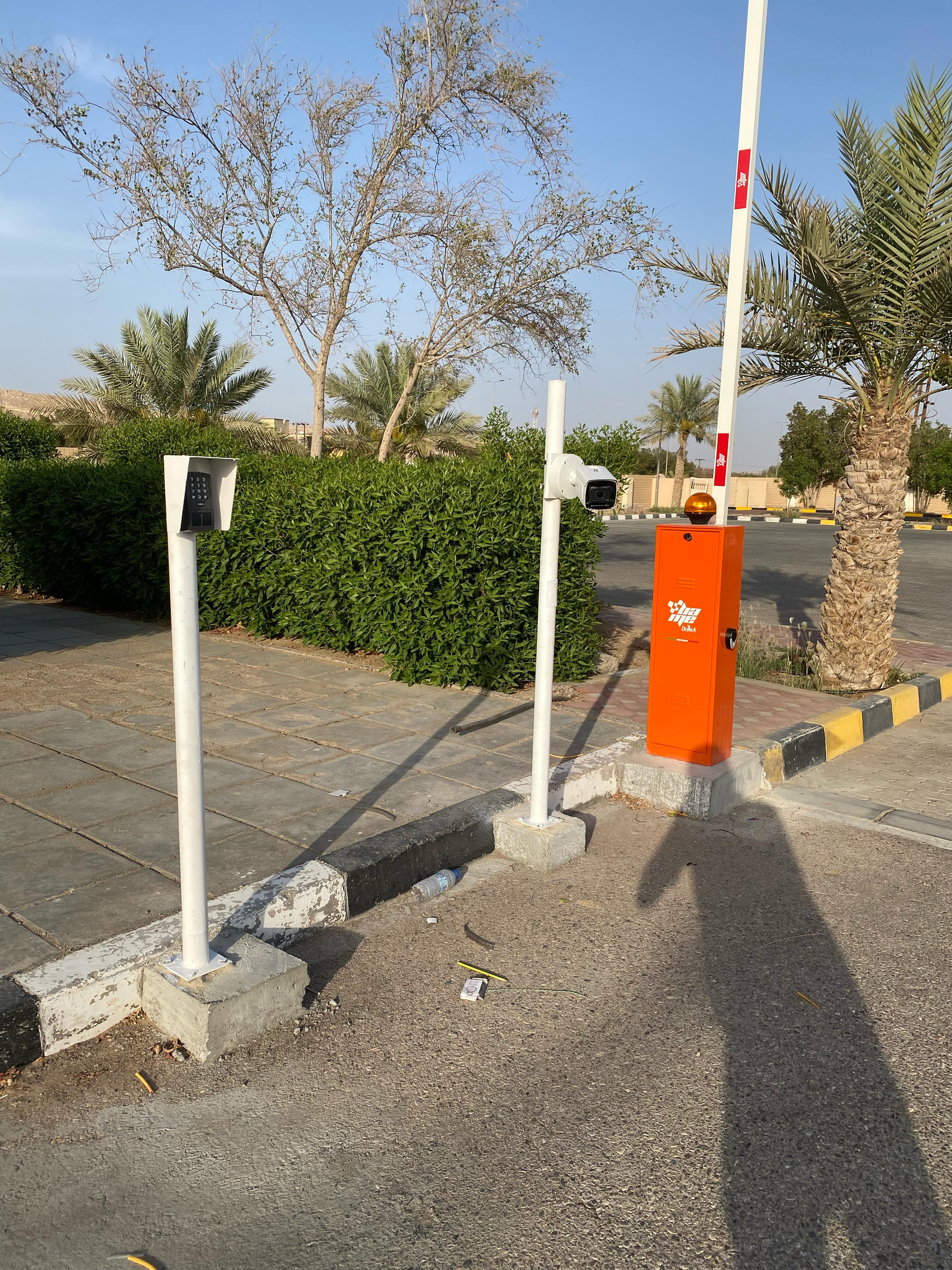 تركيب نظام حواجز الطرق في مستشفى عبري – وزارة الصحة